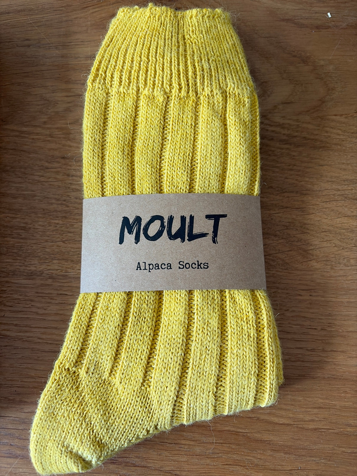 Moult Alpaca socks Mustard