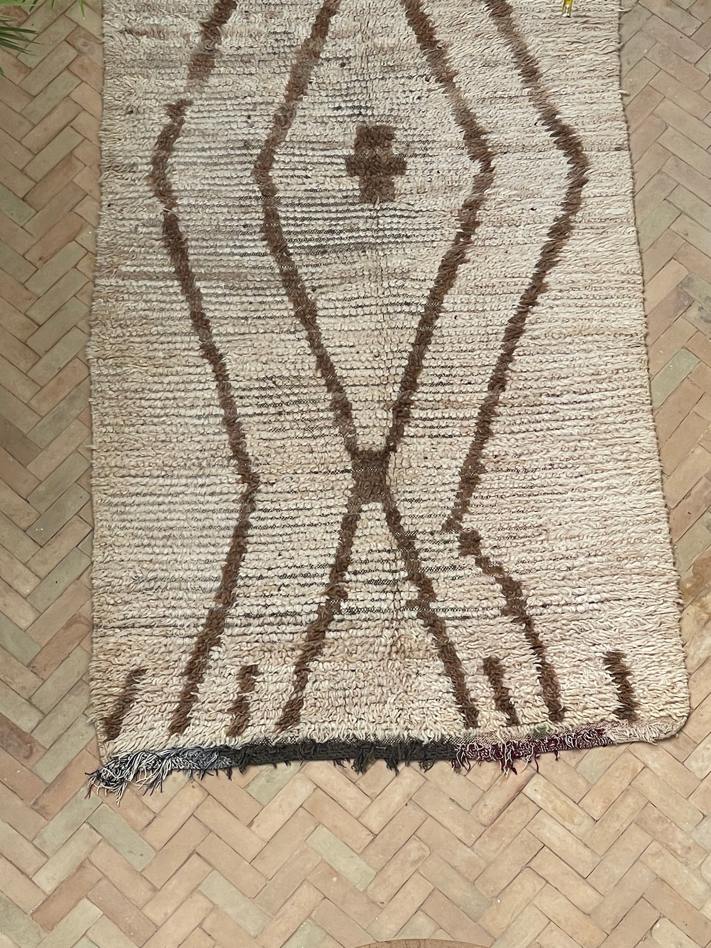 MAROC VINTAGE TEXTILES Azilal Rug Black Cream Cross MVR10234