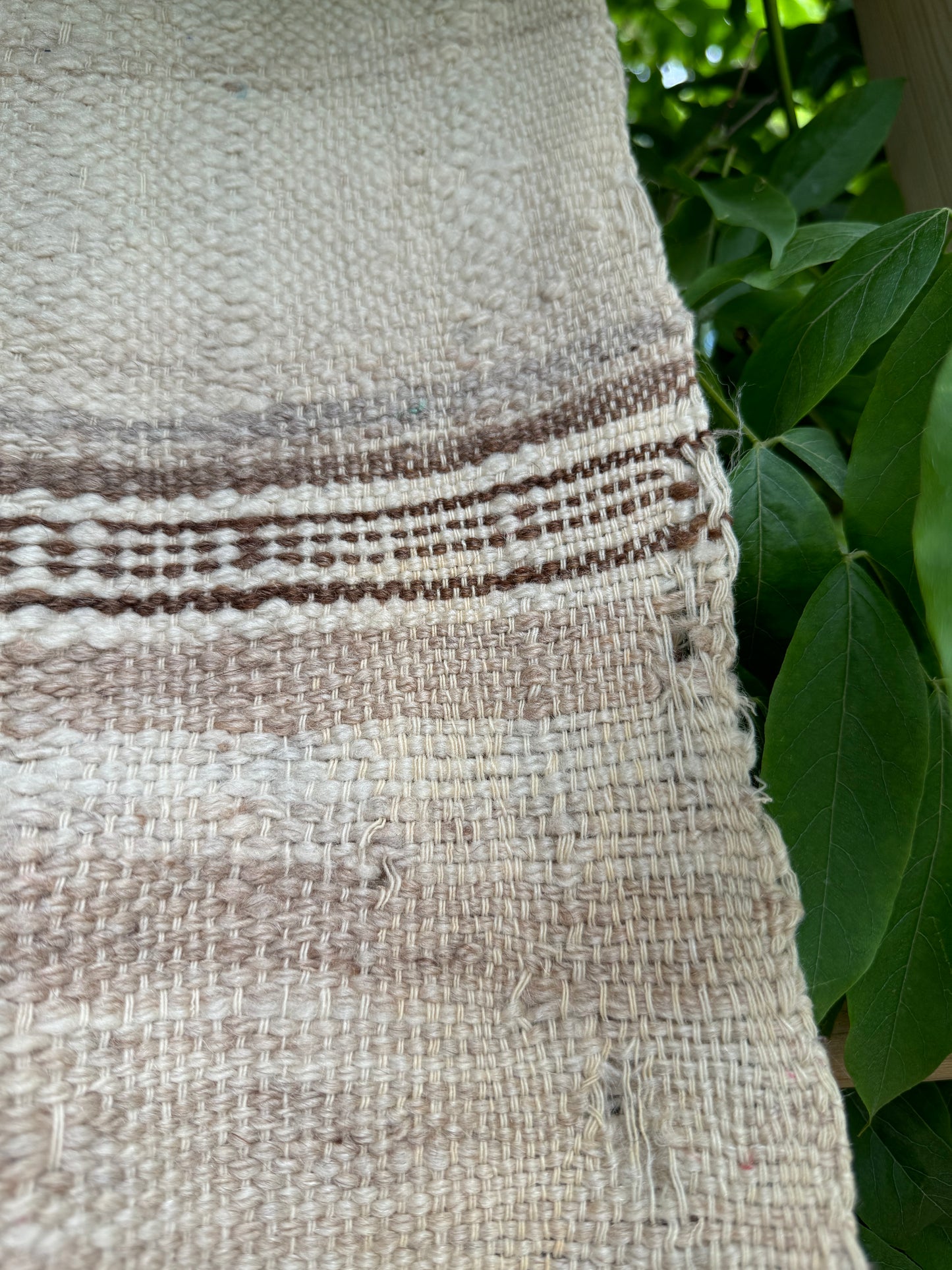 MAROC Vintage Berber Textile CREAM BROWN BRIGHT TASSELS
