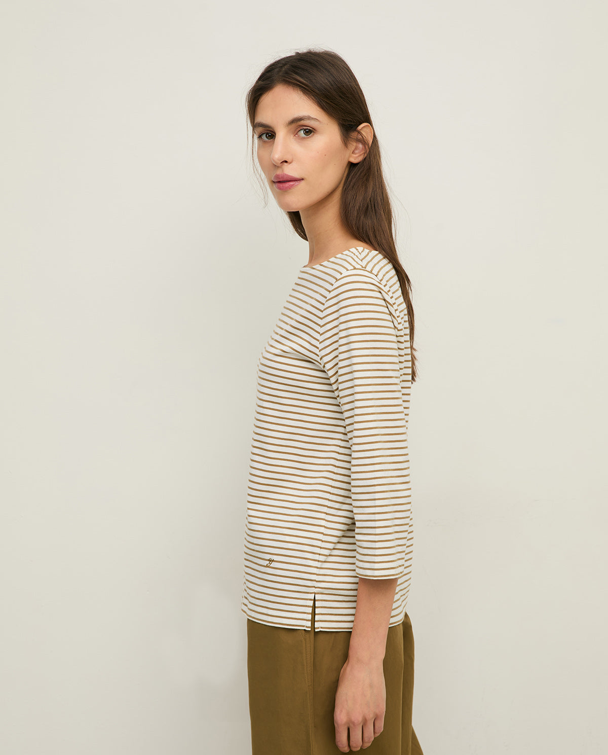 YERSE SS26 Boat Neck Tee Ecru / Green
