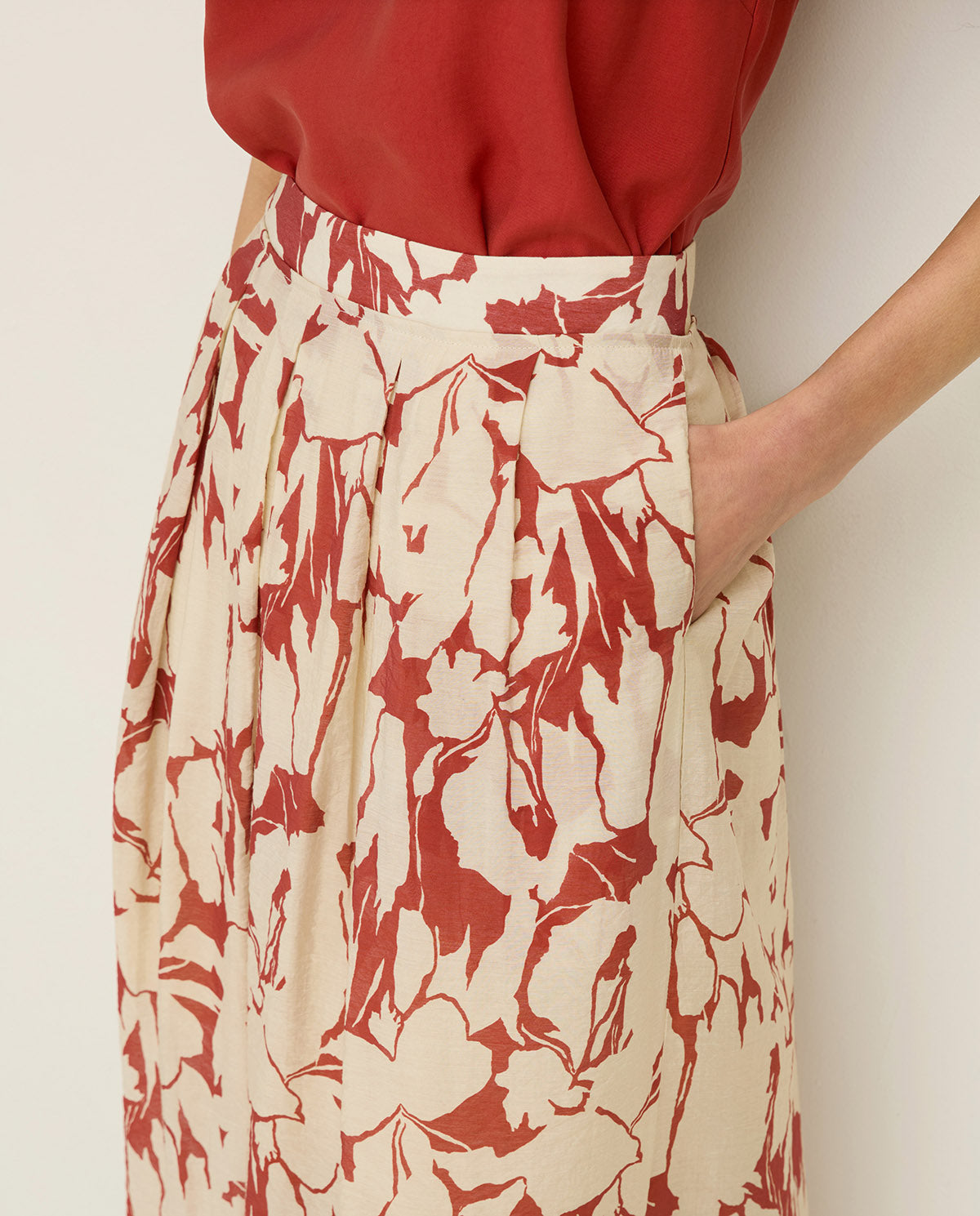 YERSE SS26 printed viscose skirt Dark Red