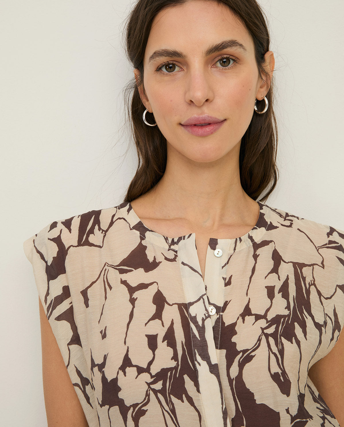 YERSE SS26 Printed Viscose Dress Brown