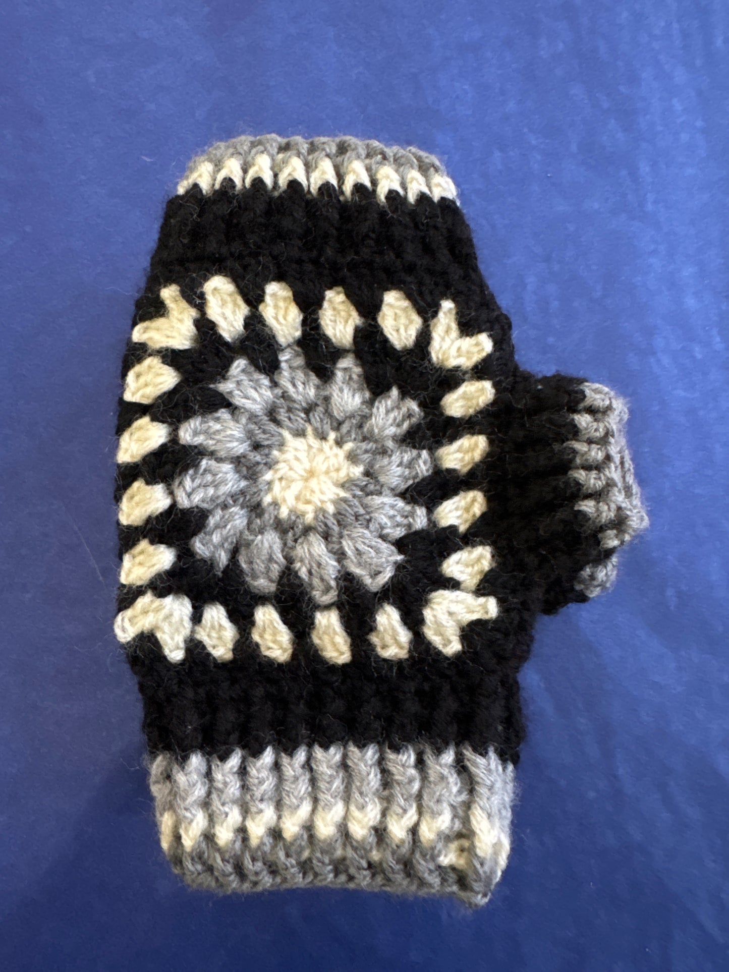 MAROC CROCHET gloves