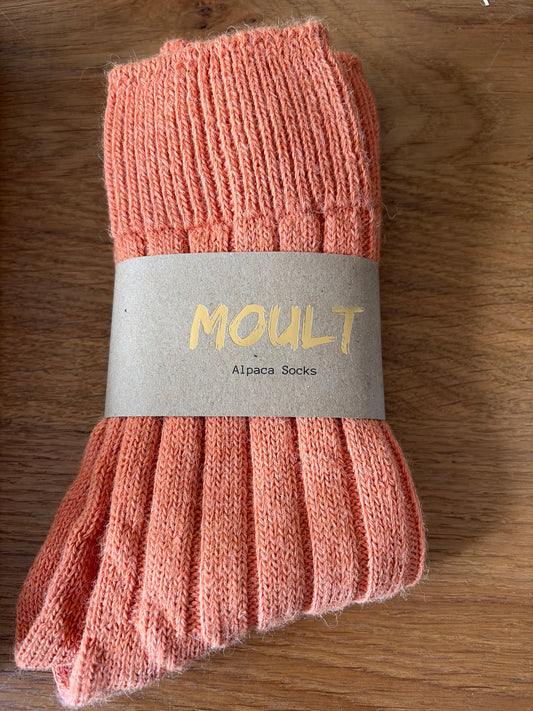 Moult Alpaca socks Burnt orange