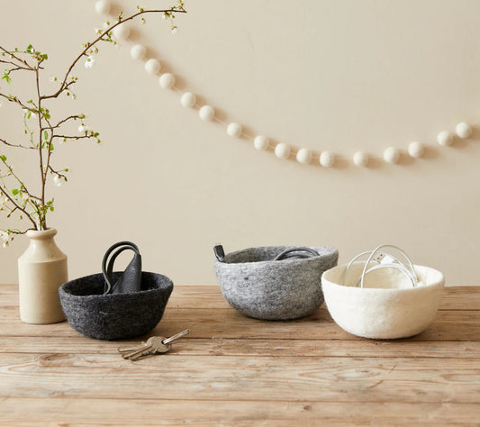 Aura Que Neerja felt stacking trinket pots
