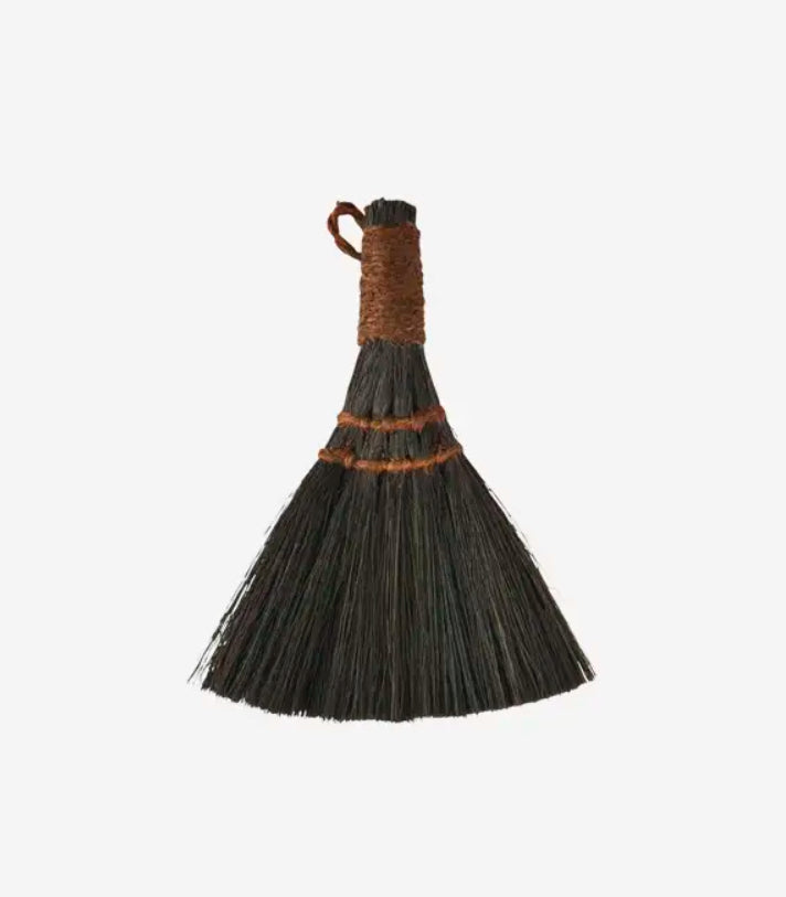 Madam Stoltz Seagrass Broom 16CM Small