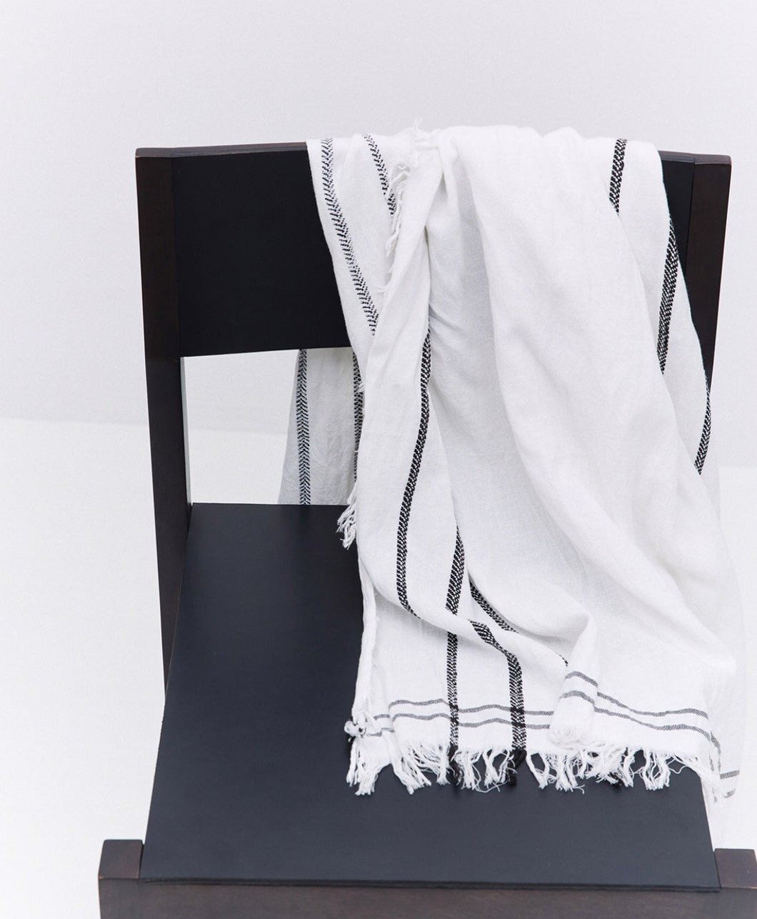 Yerse S25 42915 White Cotton Foulard