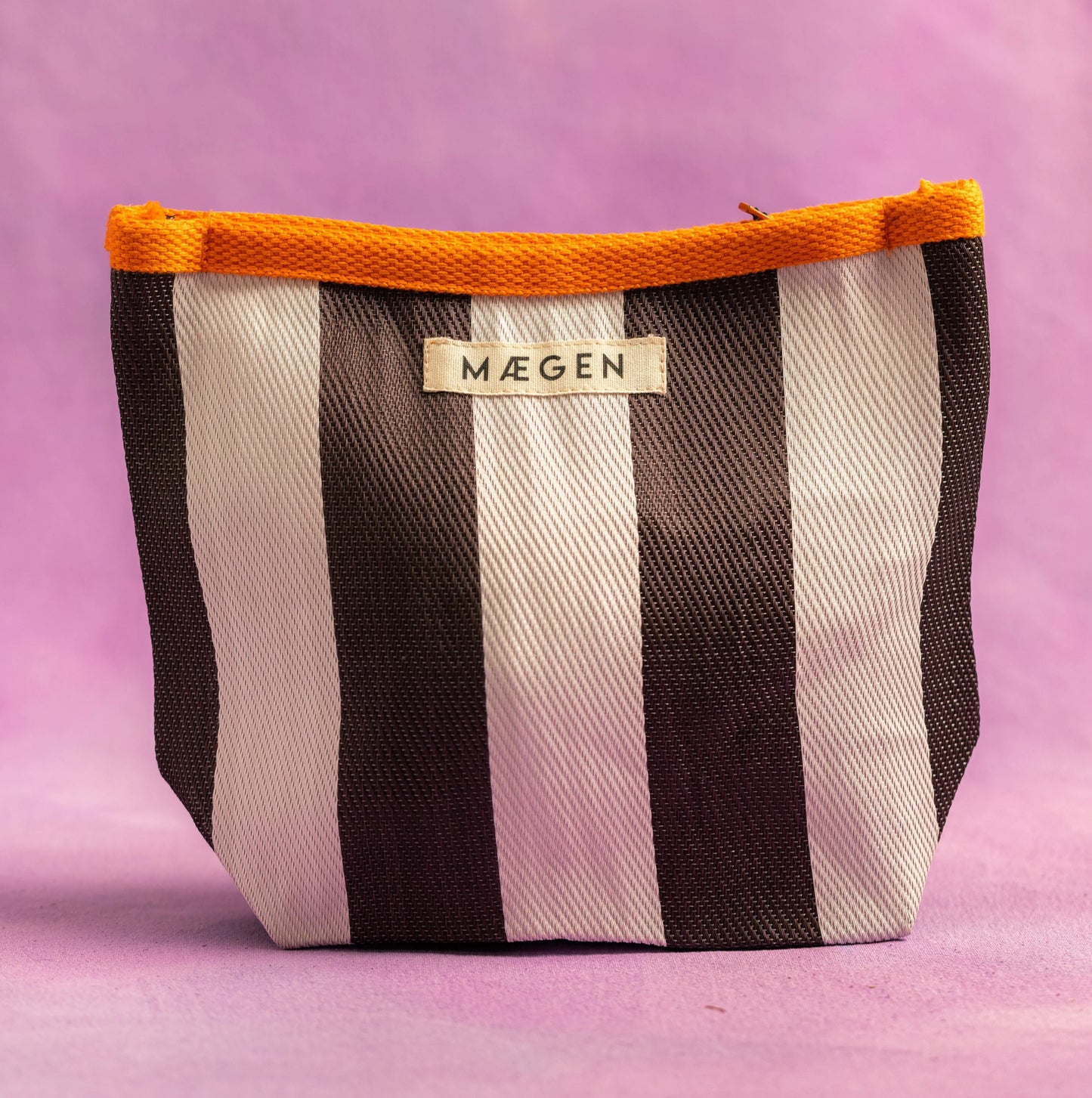 MAEGEN pouch