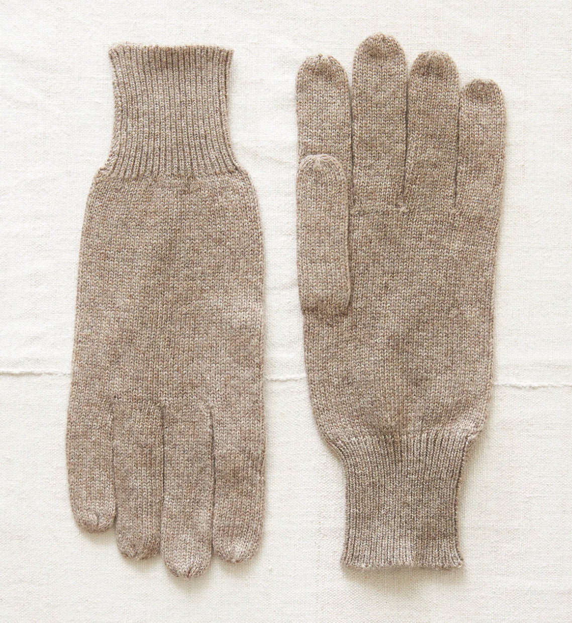 Aura Que Dev Gloves