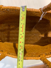 Load image into Gallery viewer, Woven leather Bag - Yellow
