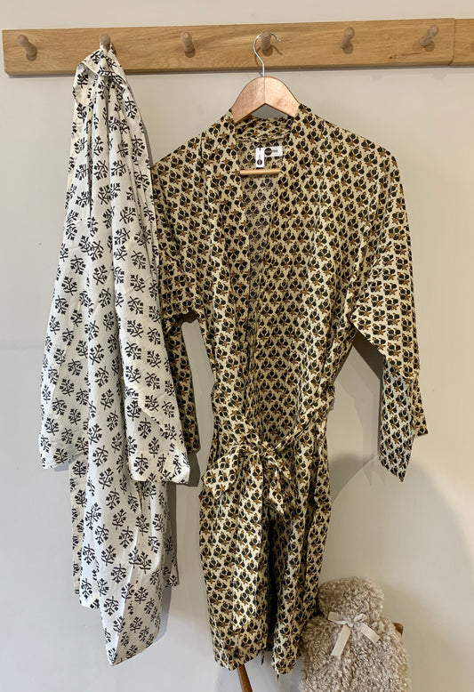 Madam Stoltz Kimono