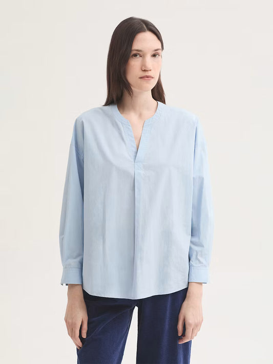 Nice things AW26 Oversized poplin top, Light blue