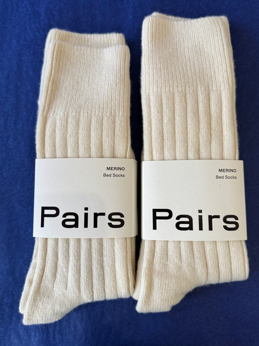 PAIRS Ribbed Bed Socks