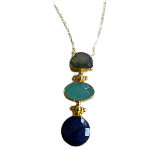 Wyle Blue Small three stone Necklace Lab / Aqua / Lapiz