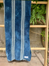 Load image into Gallery viewer, INDIGO VIntage Stripe Cloth Textile
