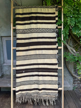 Load image into Gallery viewer, MAROC Vintage Berber RUG CREAM BROWN
