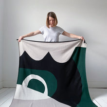 Load image into Gallery viewer, Sophie Home Stile Throw : Forest
