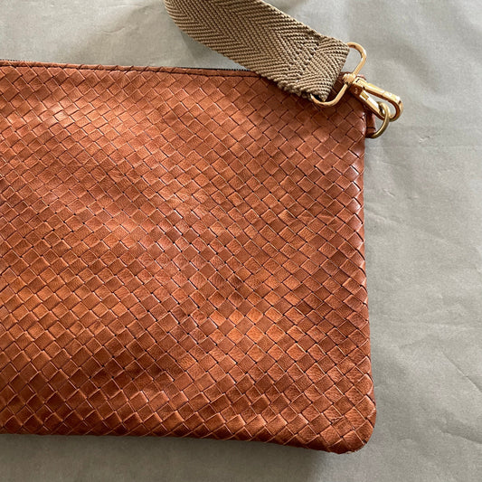 MAROC LEATHER Crossbody Bag - Woven Tan