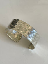 Load image into Gallery viewer, MAROC Jewellery Hammered Cuff
