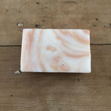 Load image into Gallery viewer, Tula Louise Geranium &amp; Juniperberry Soap
