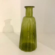 Load image into Gallery viewer, Grand Illusions Barak Vase
