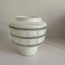 Load image into Gallery viewer, Flick Vintage Glass Lightshade
