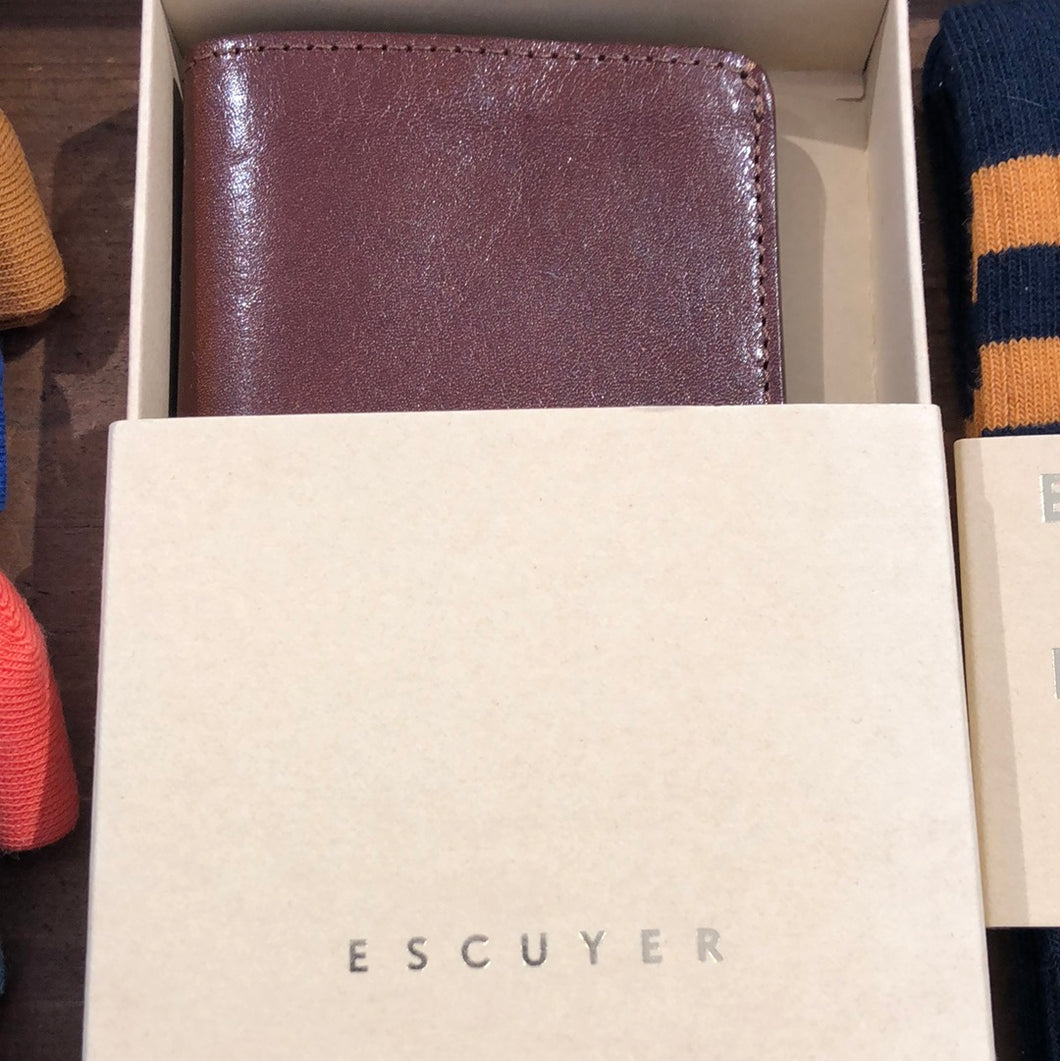 Escuyer Leather Wallet